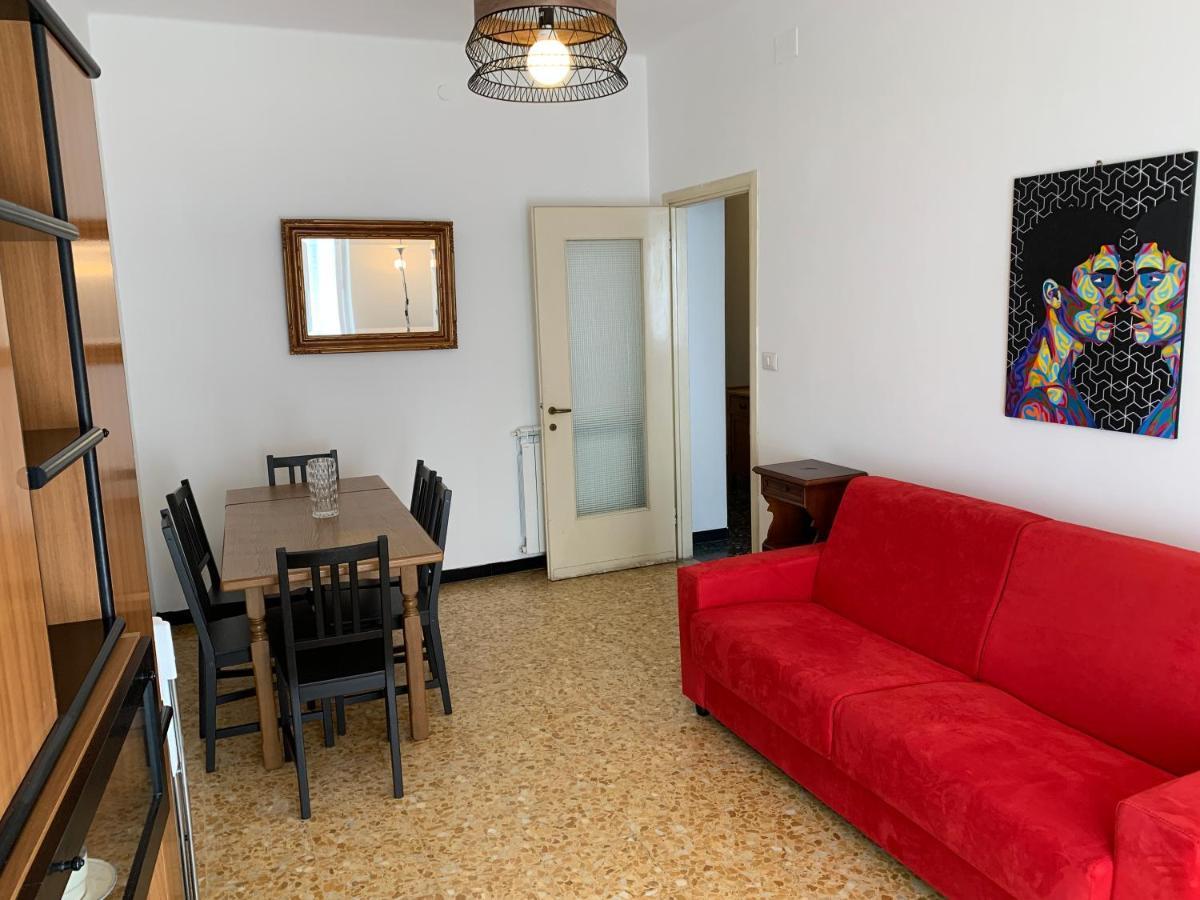 Casa Bianca 2 - Confortevole In Centro A Moneglia Kültér fotó