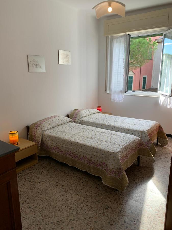 Casa Bianca 2 - Confortevole In Centro A Moneglia Kültér fotó